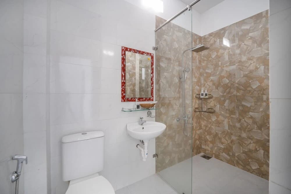 T P Deluxe House - photo 8