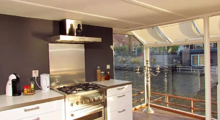 Boathouse Canal View - photo 5