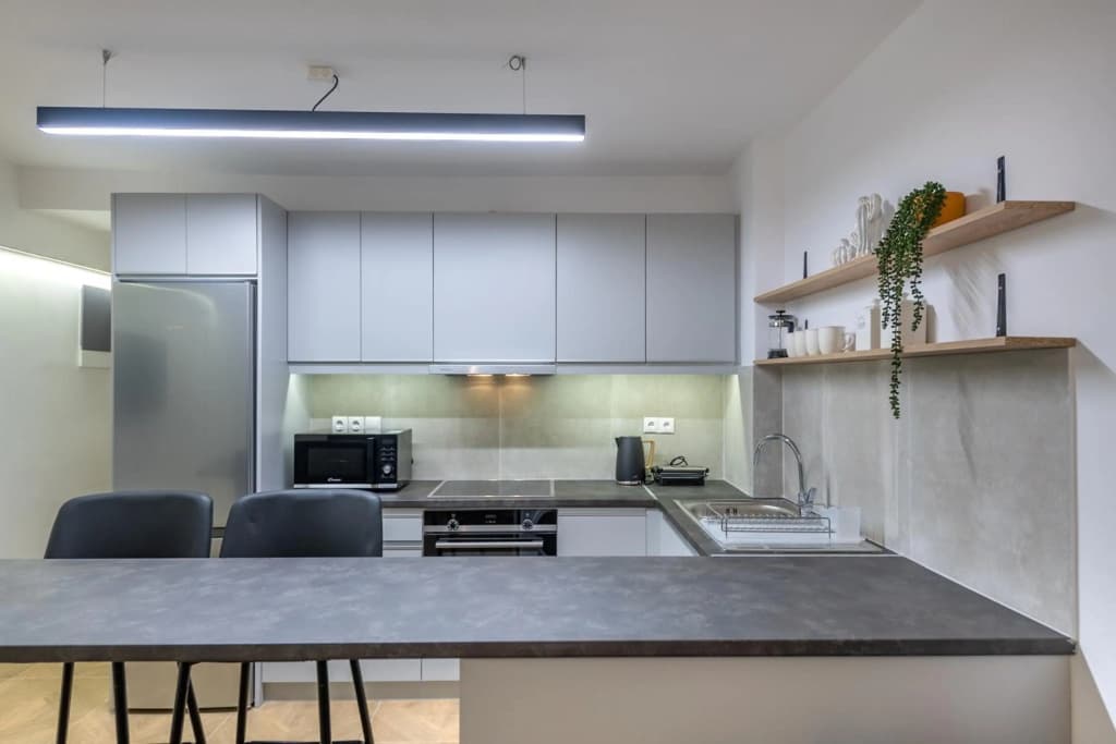 Phaedrus Living Downtown Flat Acropolis - photo 3