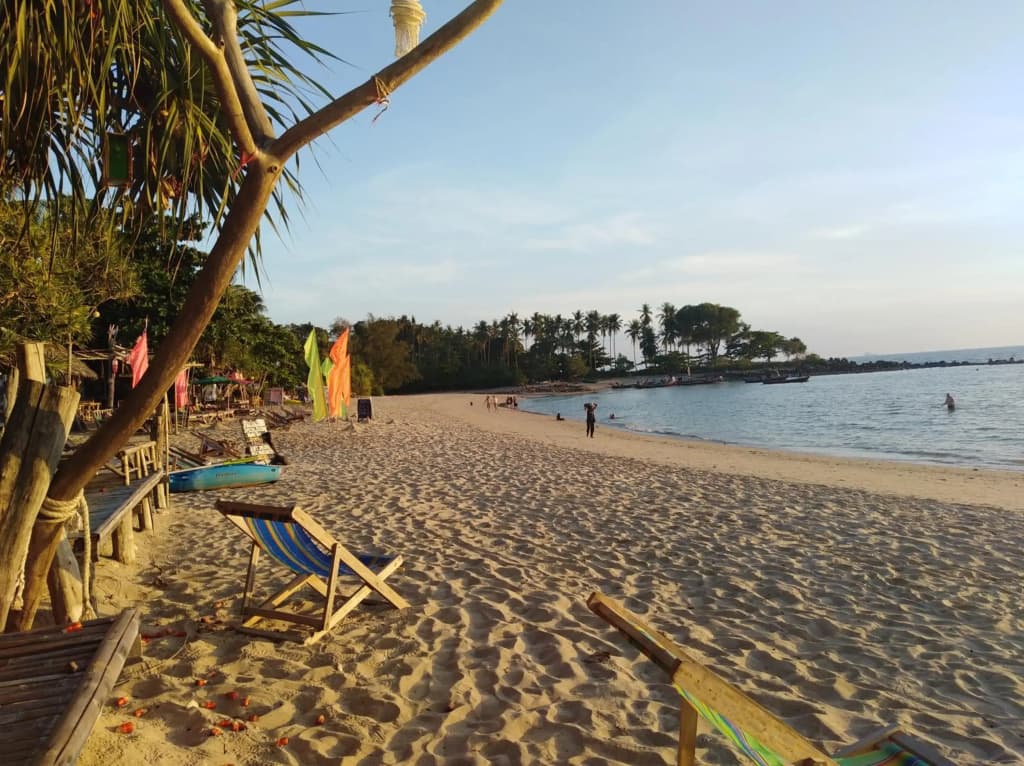 Lanta L.D. Beach Bungalows - photo 13