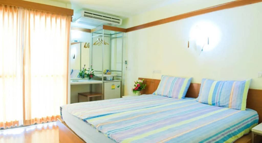 Mad Monkey Bangkok Hostel - Adults Only - photo 4