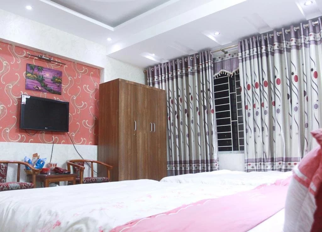SPOT ON 693 Hoang Long Hotel - photo 5