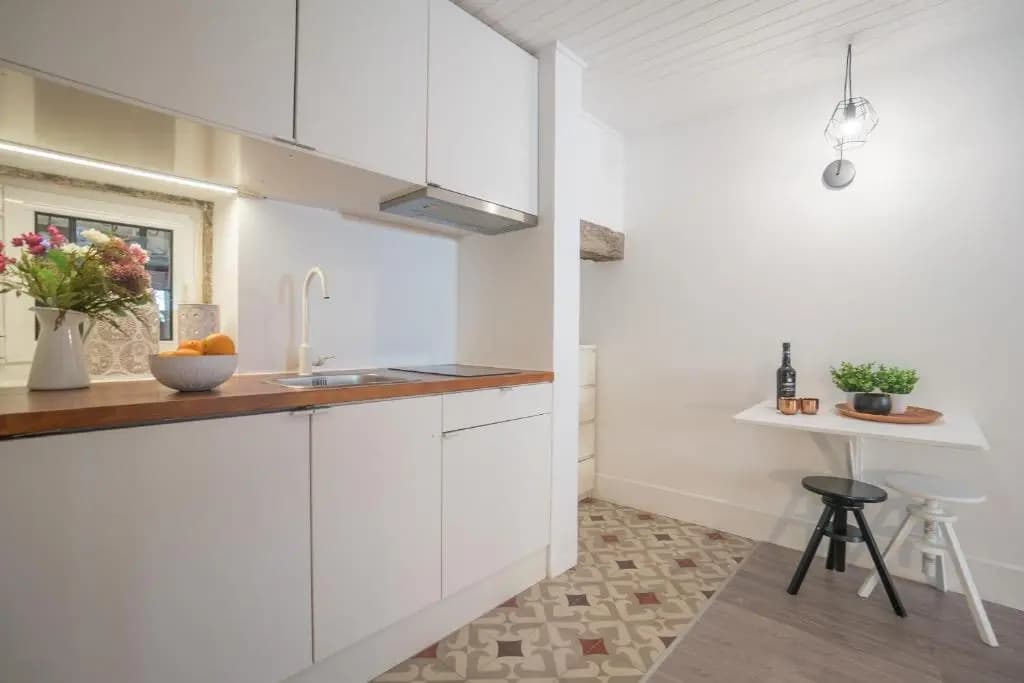 Rose Apartments - photo 16