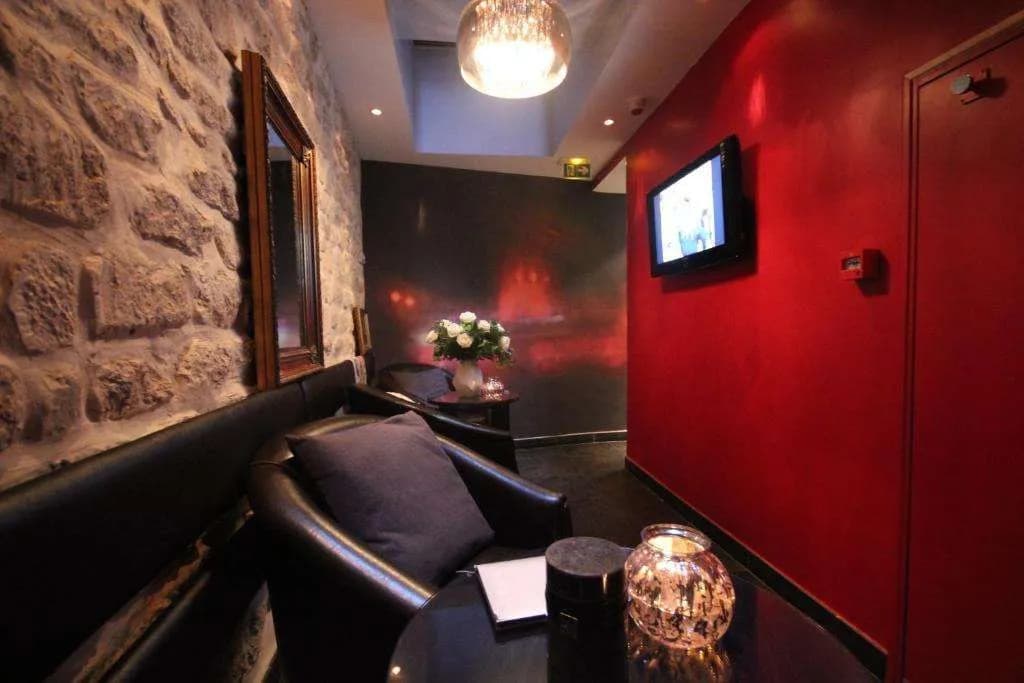 Hotel Lumières Montmartre Paris - photo 18