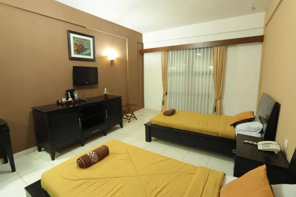 La Walon Hotel - photo 6