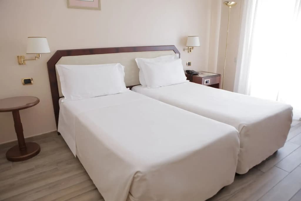 Hotel Bristol - photo 7