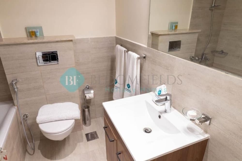 Bloomfields Mesmerizing 1BR in Oasis - photo 6