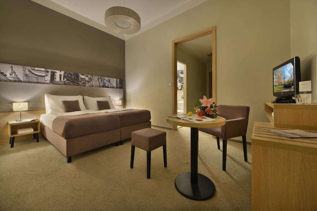 Three Crowns Hotel Prague - photo 32