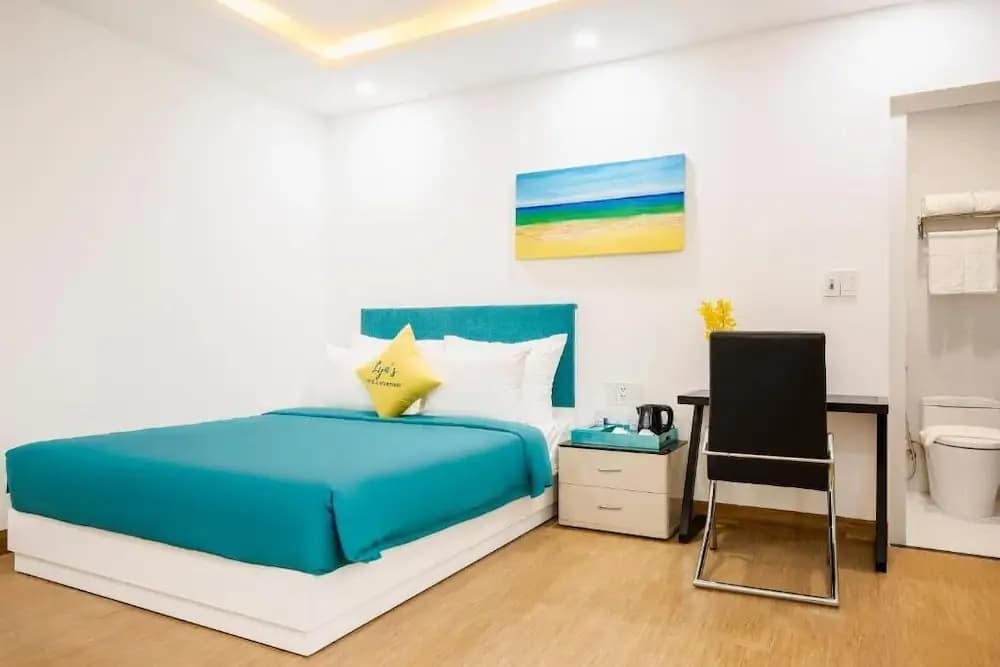 Lyn's Hotel & Apartment - photo 7