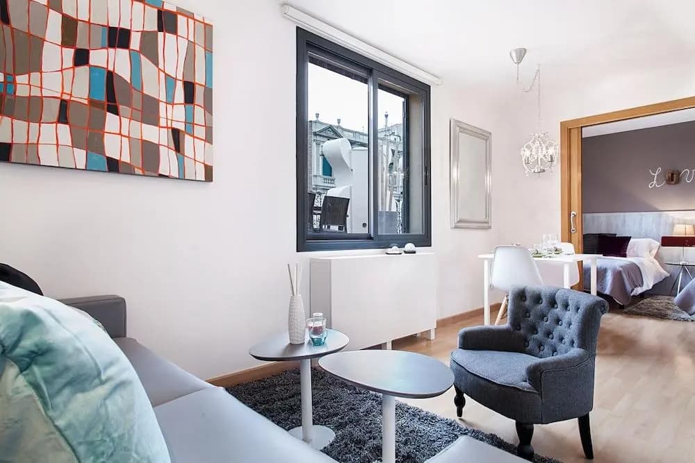 Rambla Paris Attic Apartment - photo 4