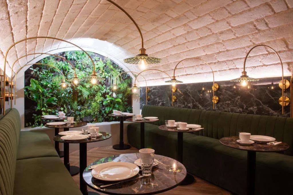 Hotel Aston - photo 18