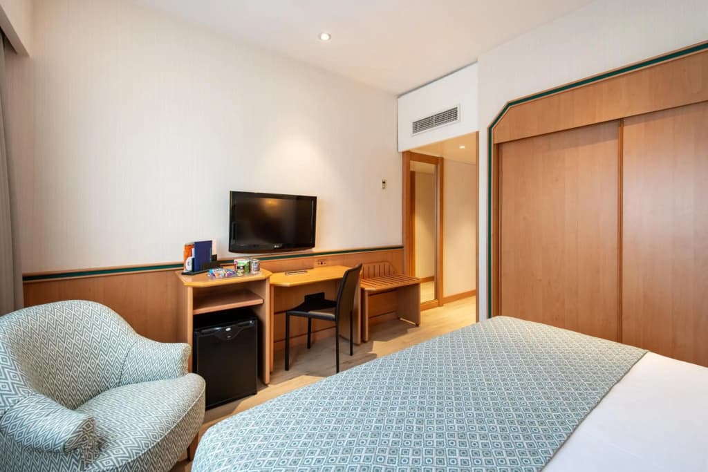 Hotel Praga - photo 25