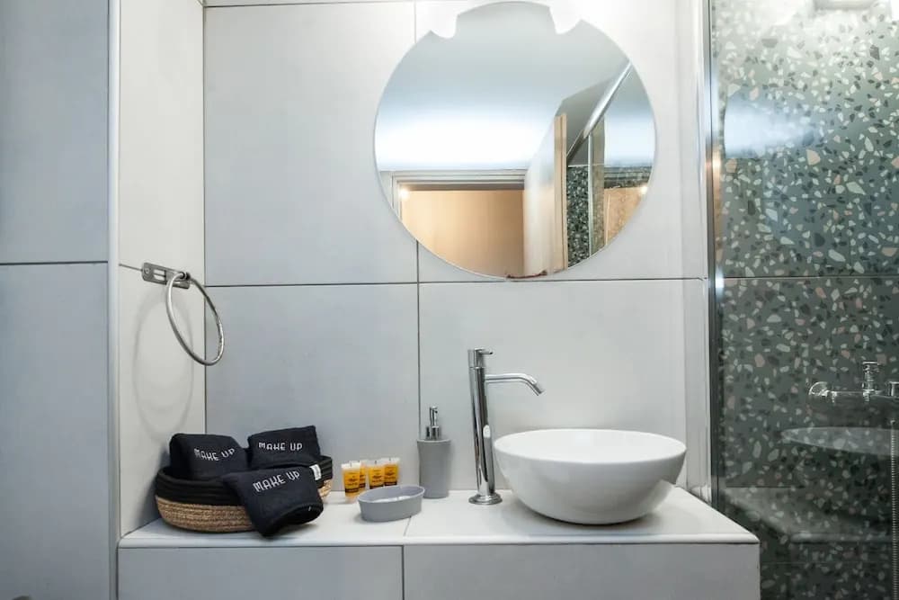 Metaxourgio 2 Bd Gem for Urban Explorers - photo 9