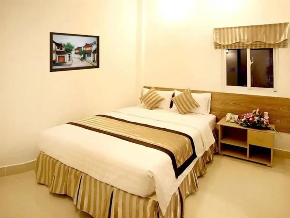 Sunny Hotel Ho Chi Minh - photo 6