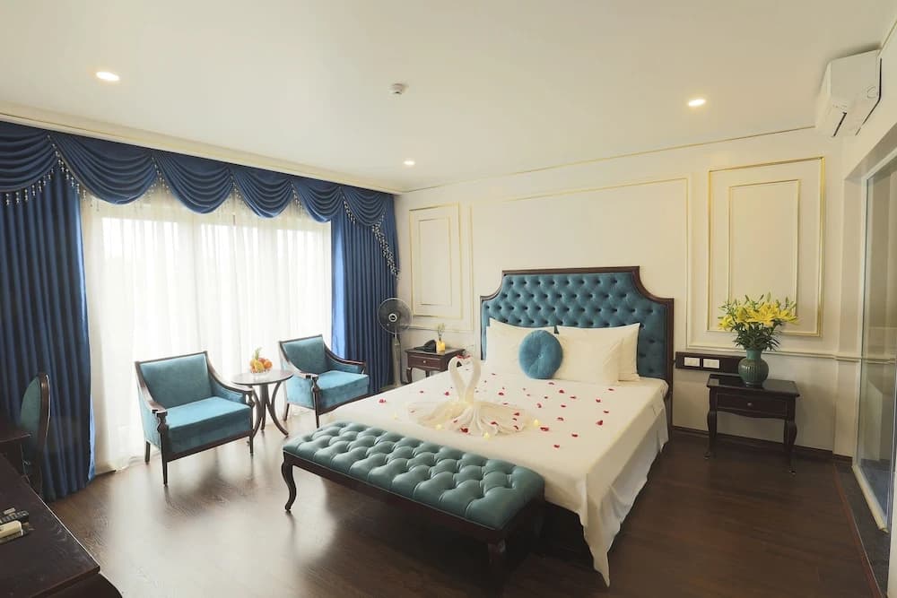 Royal Văn Phú Hotel - photo 10