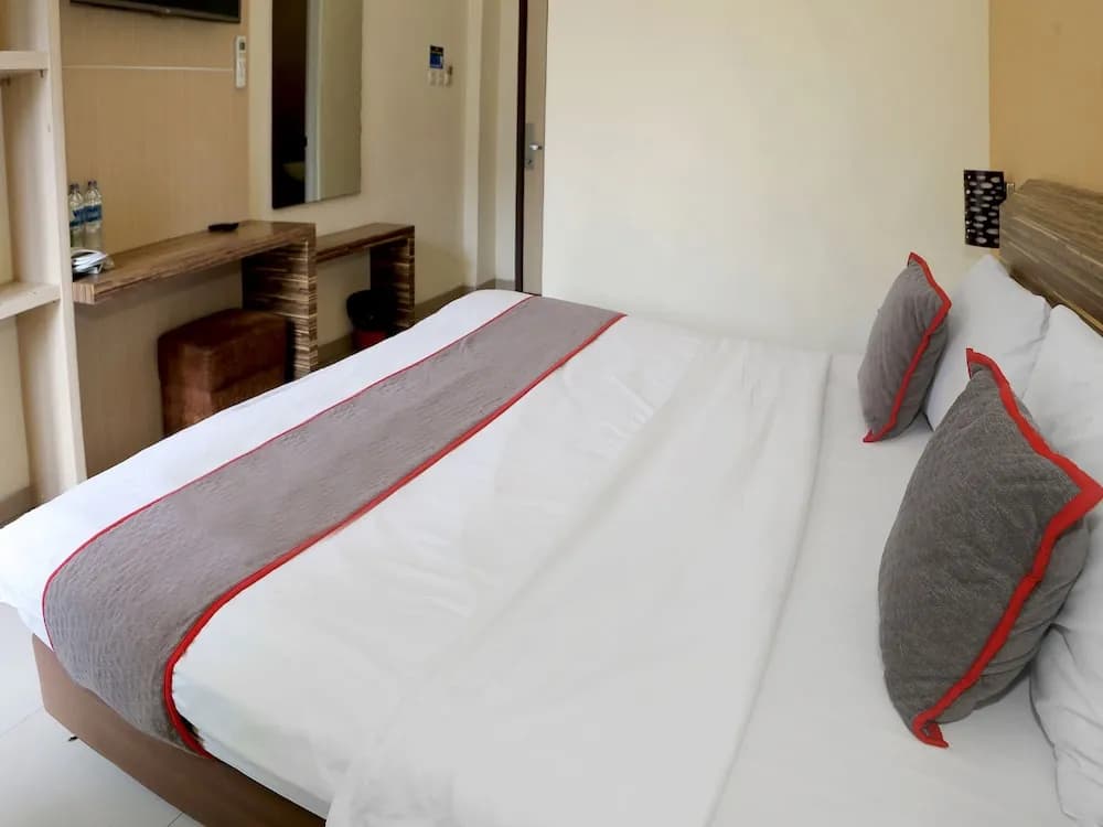 Super OYO Collection O 92130 Hotel Fiducia Kaji - photo 7