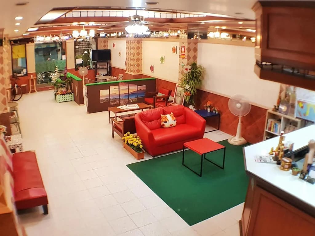 Pacific Inn - photo 5