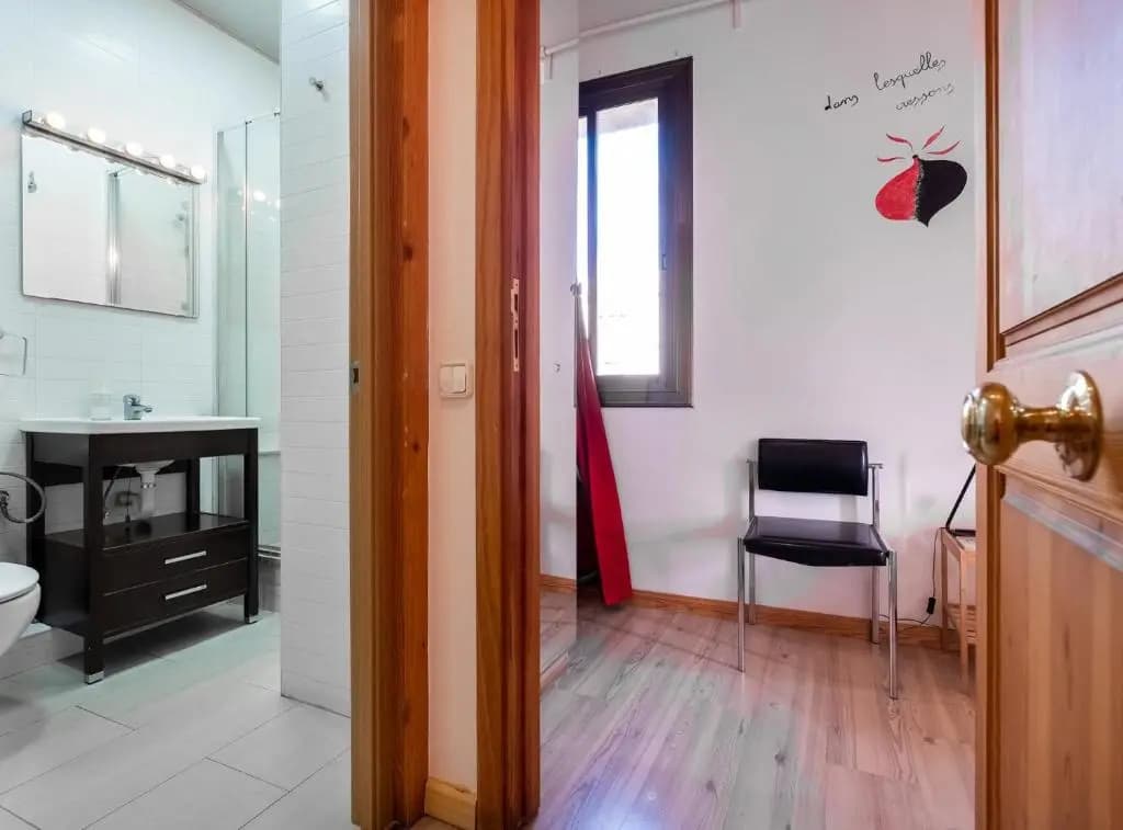Apartamentos El Pintor - photo 8