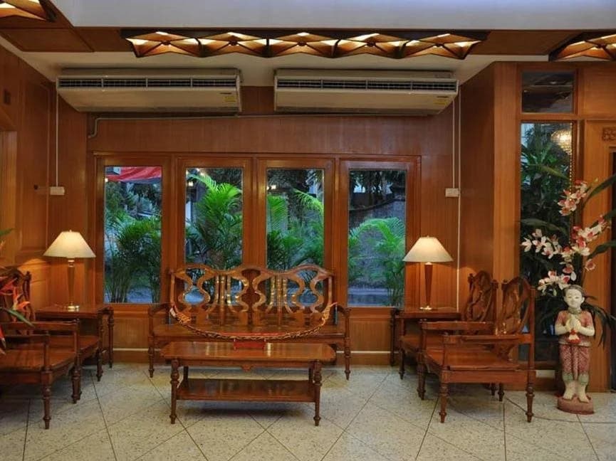 Swan Hotel Bangkok - photo 8