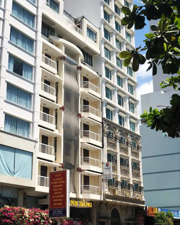 Moonlight Bay Hotel - main photo