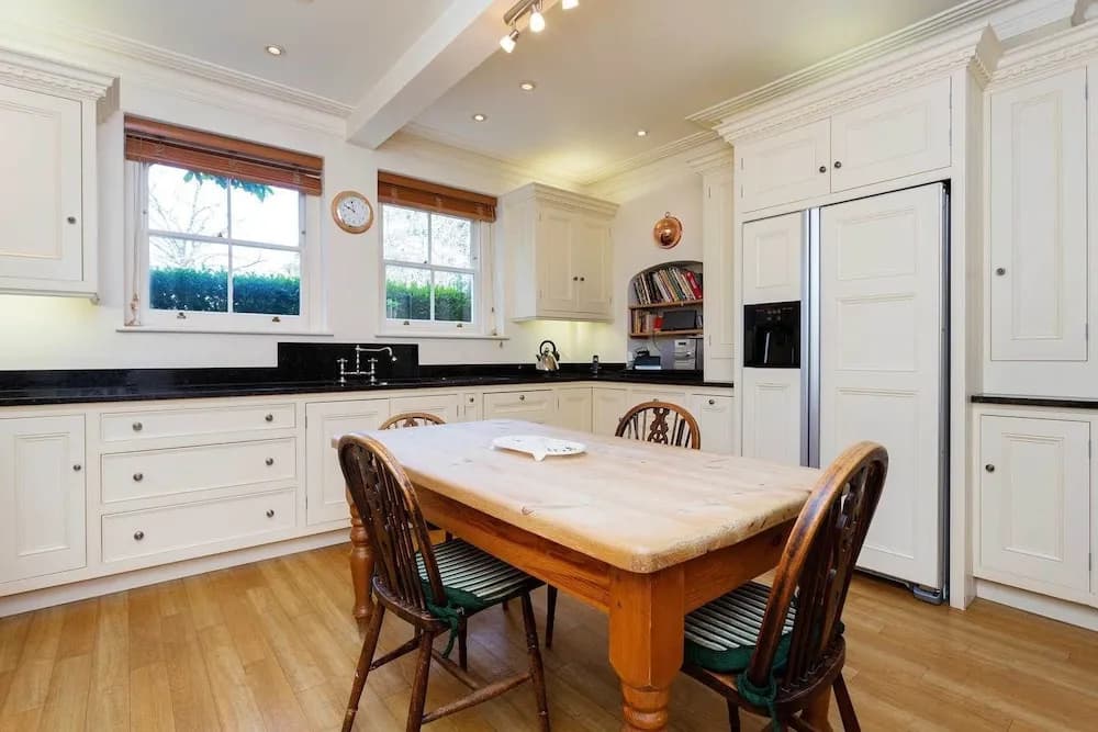 Veeve - Traditional Wimbledon Village - photo 12