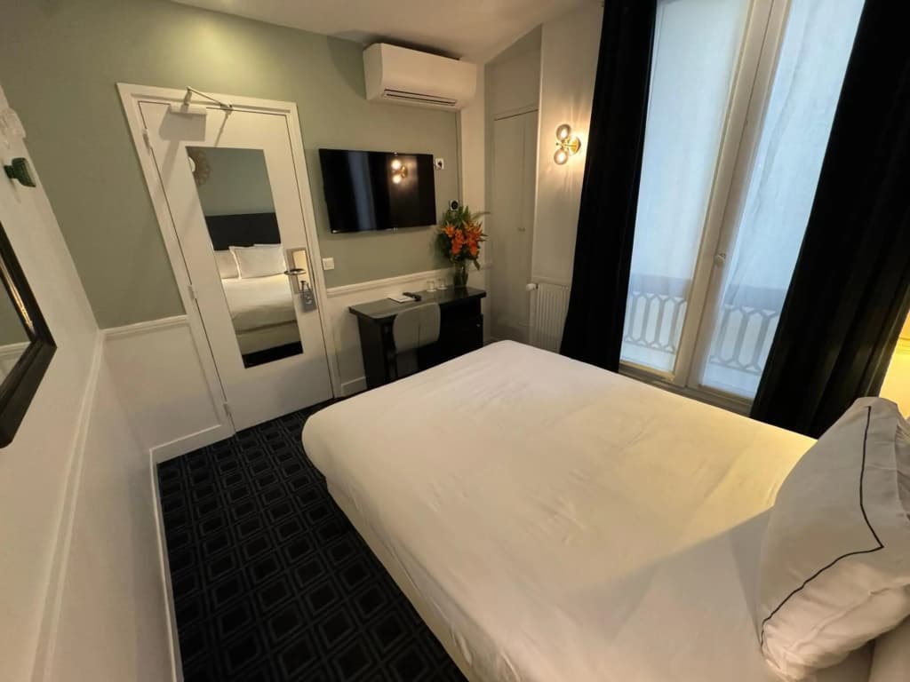 Hotel Etoile Trocadero - photo 6