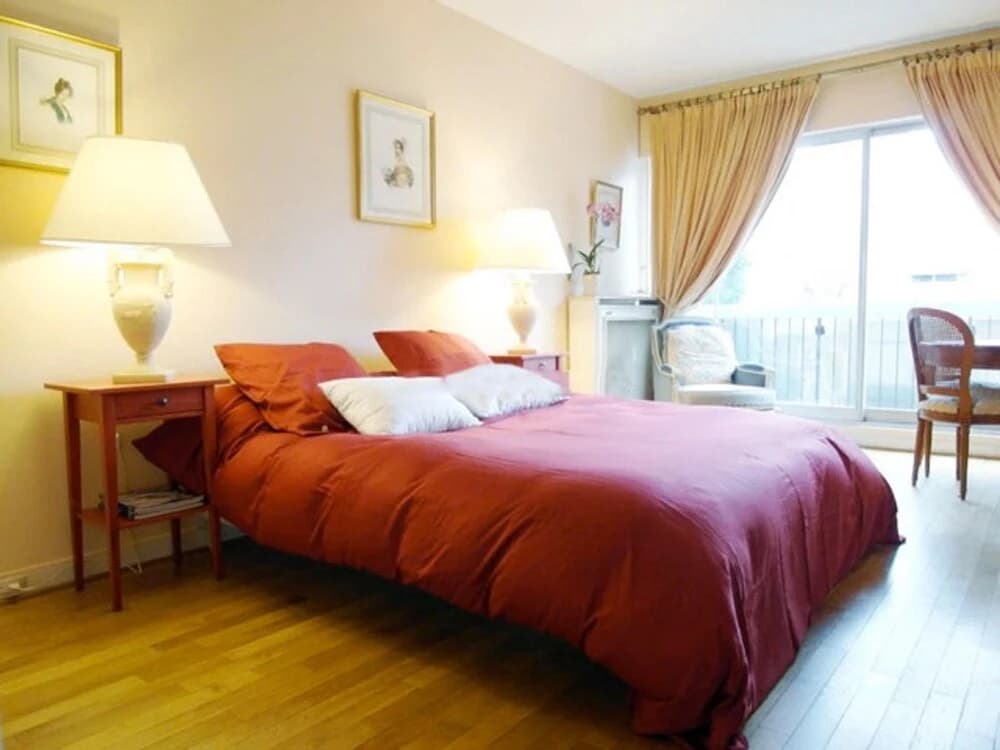 Apartment With one Bedroom in Paris, With Furnished Garden and Wifi - photo 5