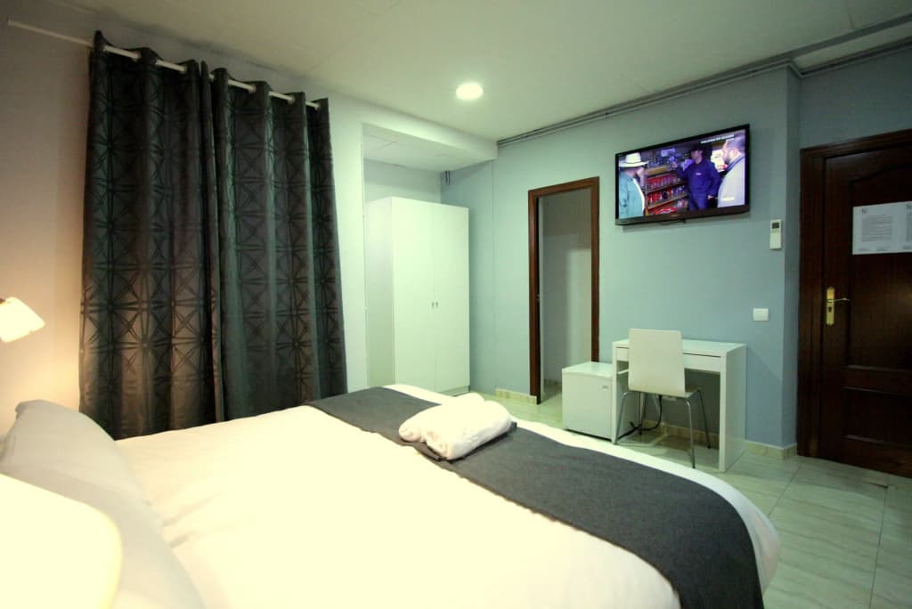 Artistic Hostel BCN  - photo 6
