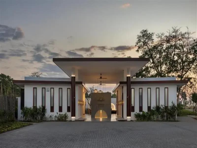 Sumitra Luxury Villas & Resort by Pramana - photo 41
