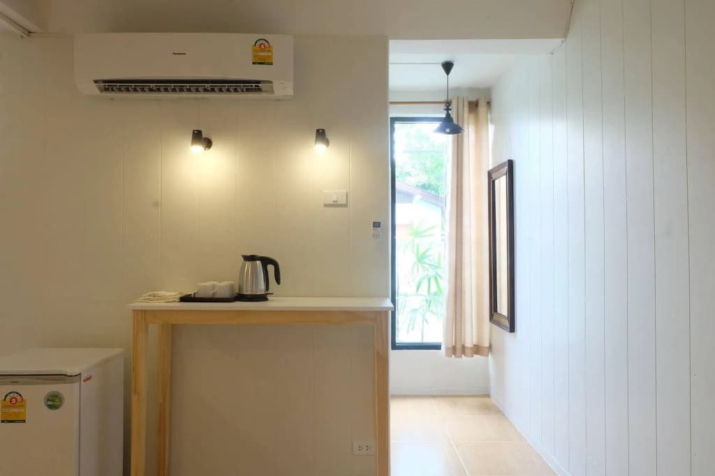 Plern Room And Backyard - photo 4