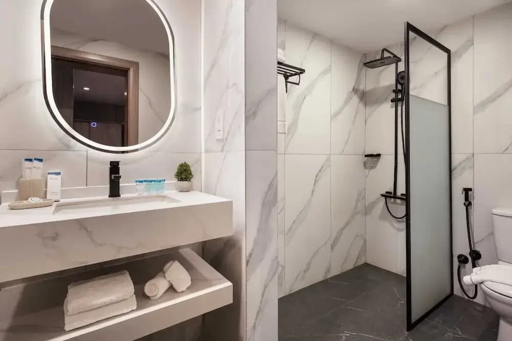 Regency Inn - photo 24