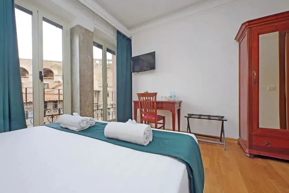 Romulus Rooms - photo 28