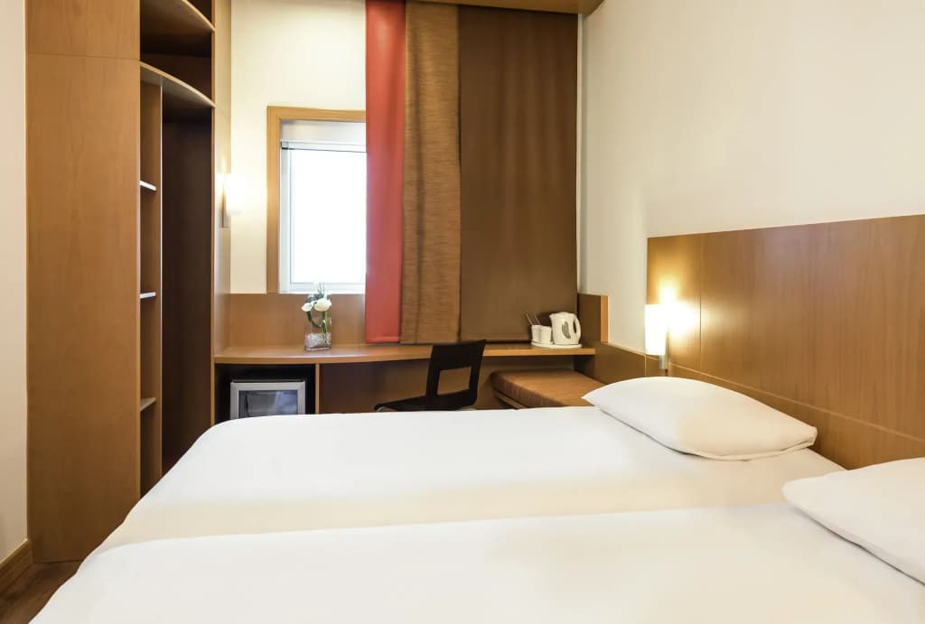ibis Abu Dhabi Gate - photo 6