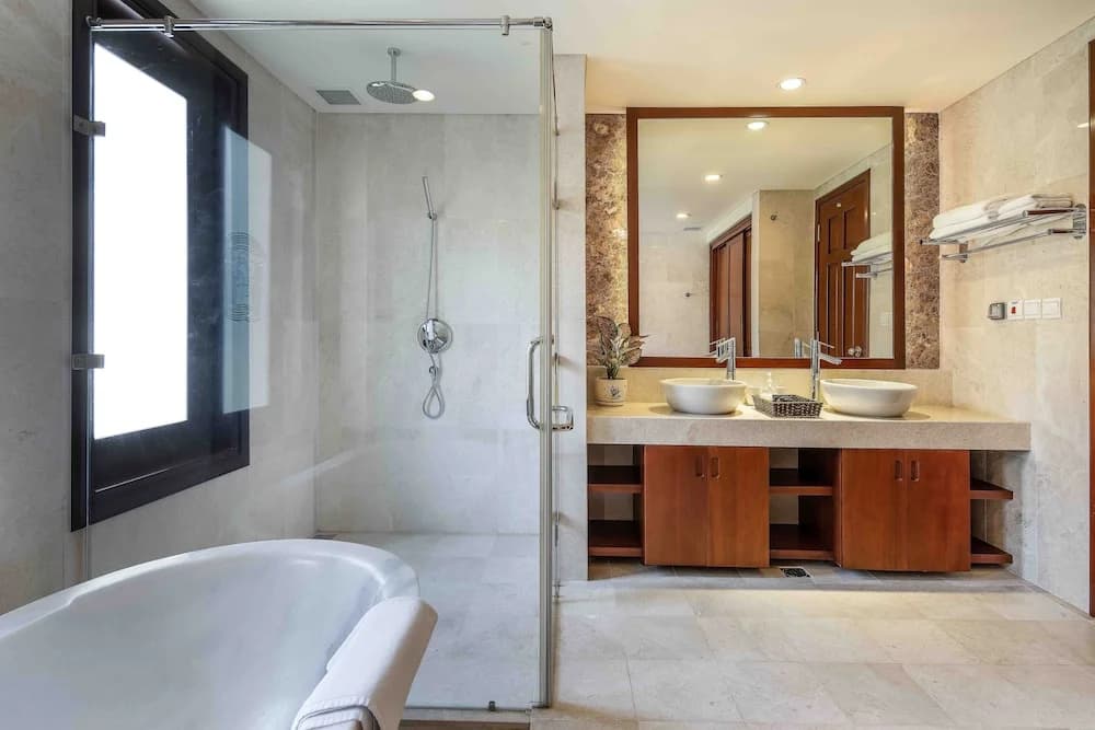 Luxury Danang Beach Pool Villa - photo 11