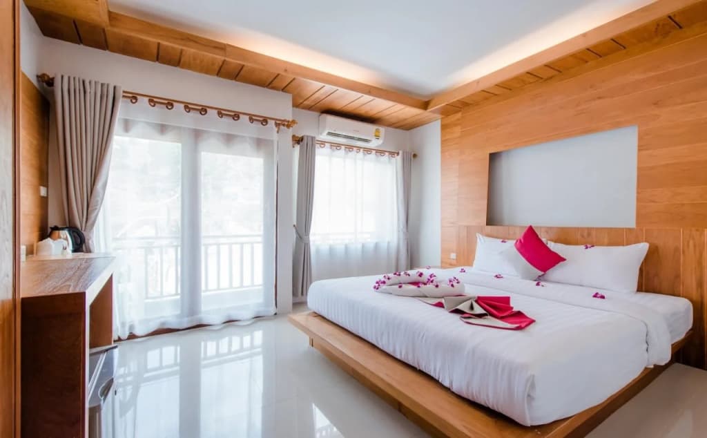 Lanta Ray Bay Hotel - photo 4