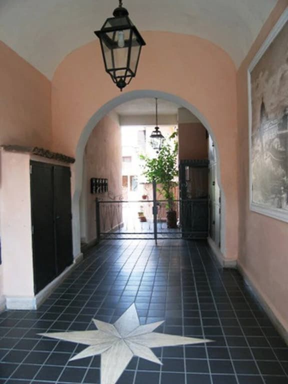 Apartment 6 - photo 8