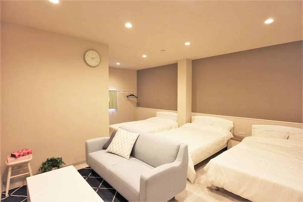 Sekai Hotel Hanare - photo 1
