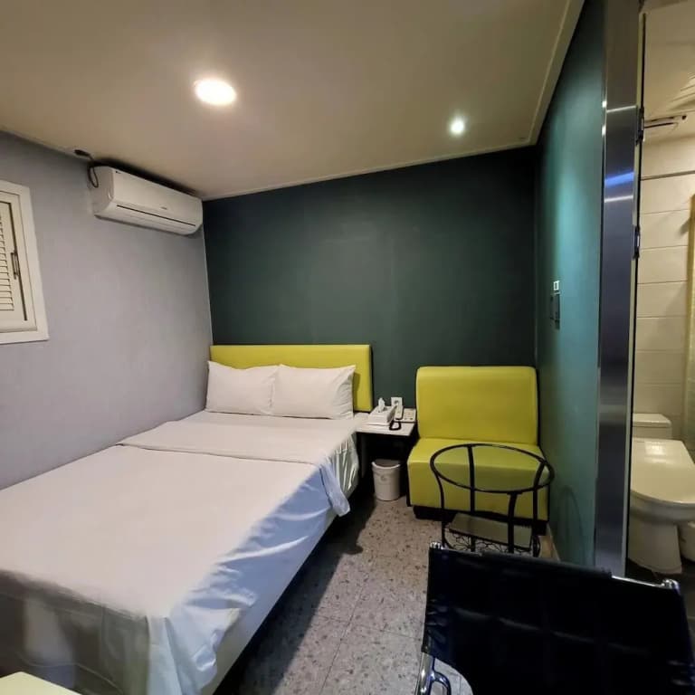 SKY Motel - photo 6