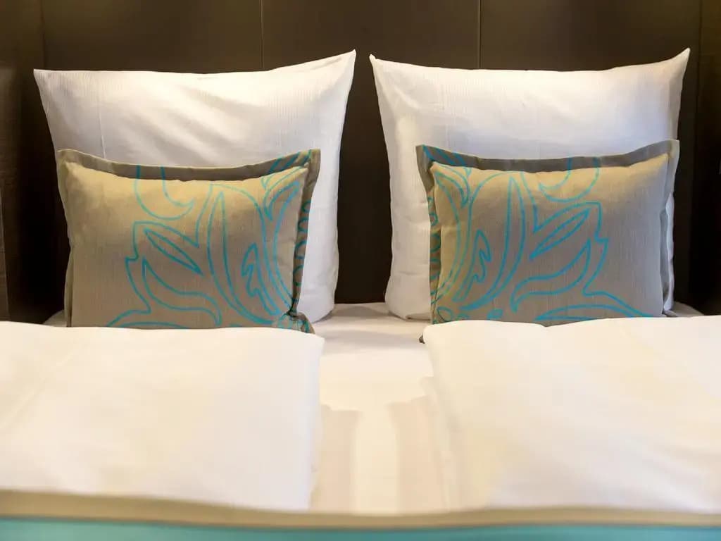 Motel One Berlin-Bellevue - photo 34