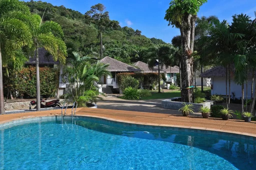 Daydream Villa Resort - photo 2