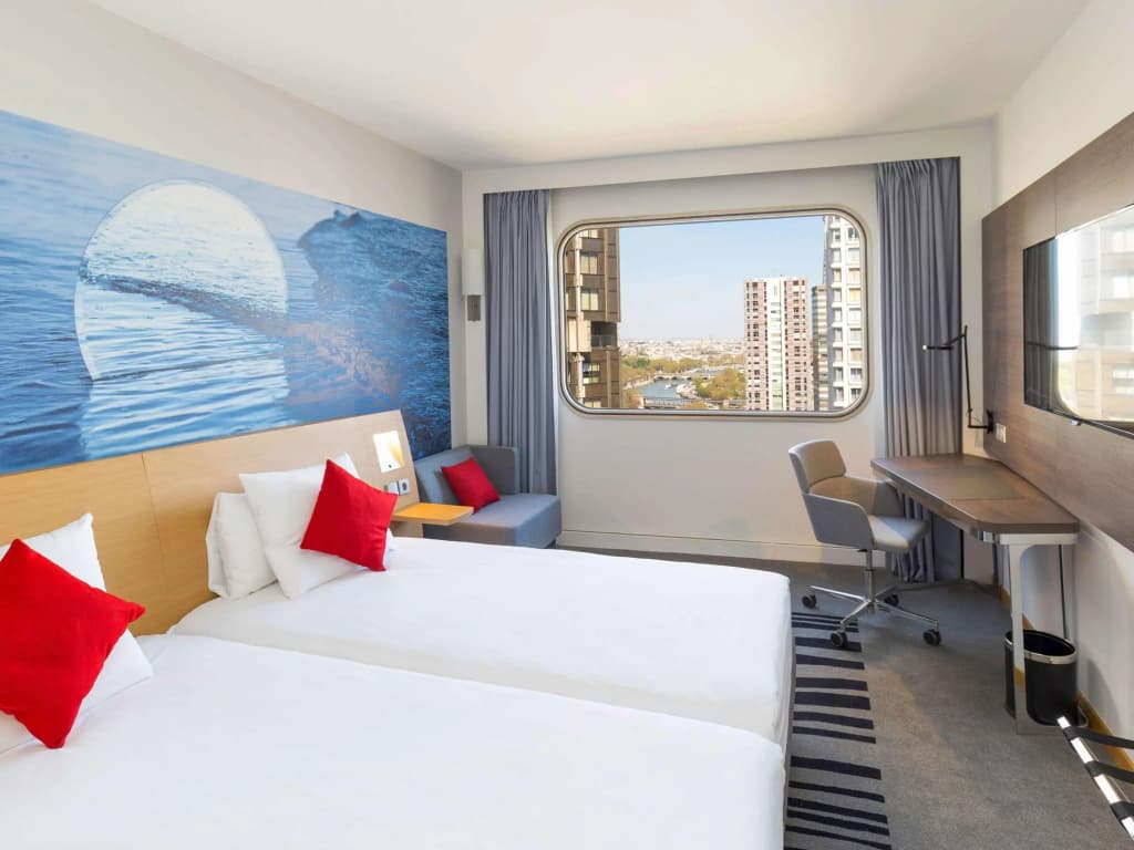 Novotel Paris Centre Tour Eiffel Hotel - photo 9