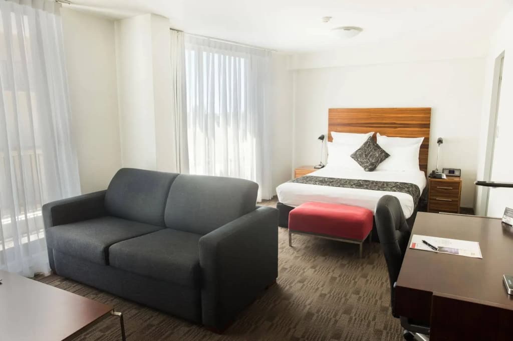 Cambridge Hotel - photo 7