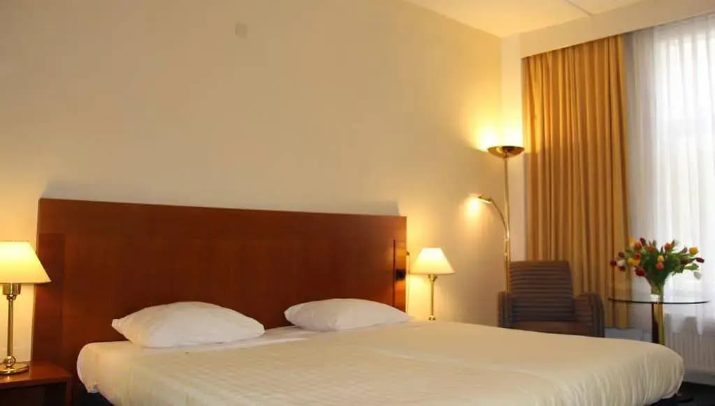 Hotel Alfa Amsterdam - photo 1