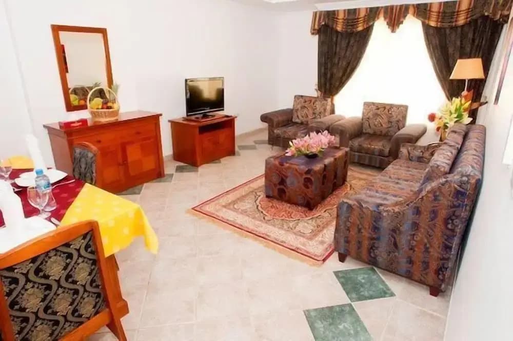 Safeer Hotel Suites - photo 21