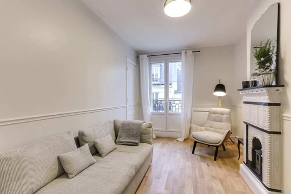 Chic Flat for 2 With Eiffel Tower Views - photo 3