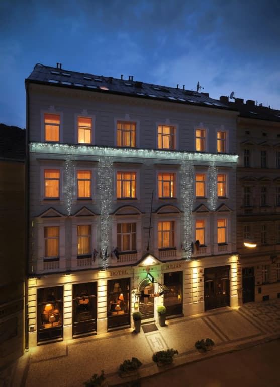 Hotel Julian - photo 32