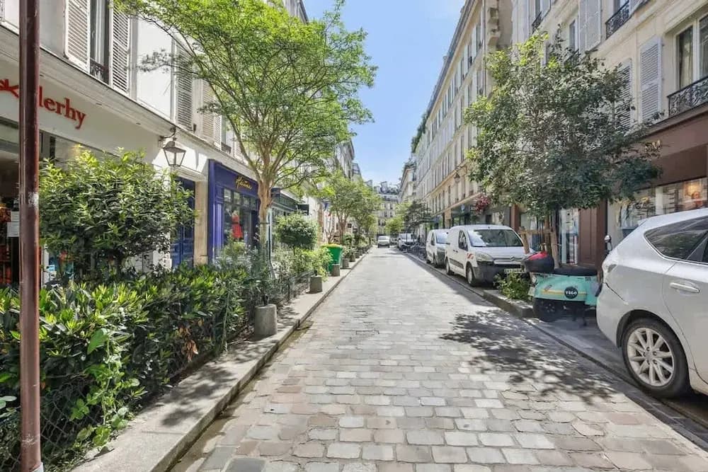 Studio at the Heart of the Marais Rue des Rosiers - photo 8