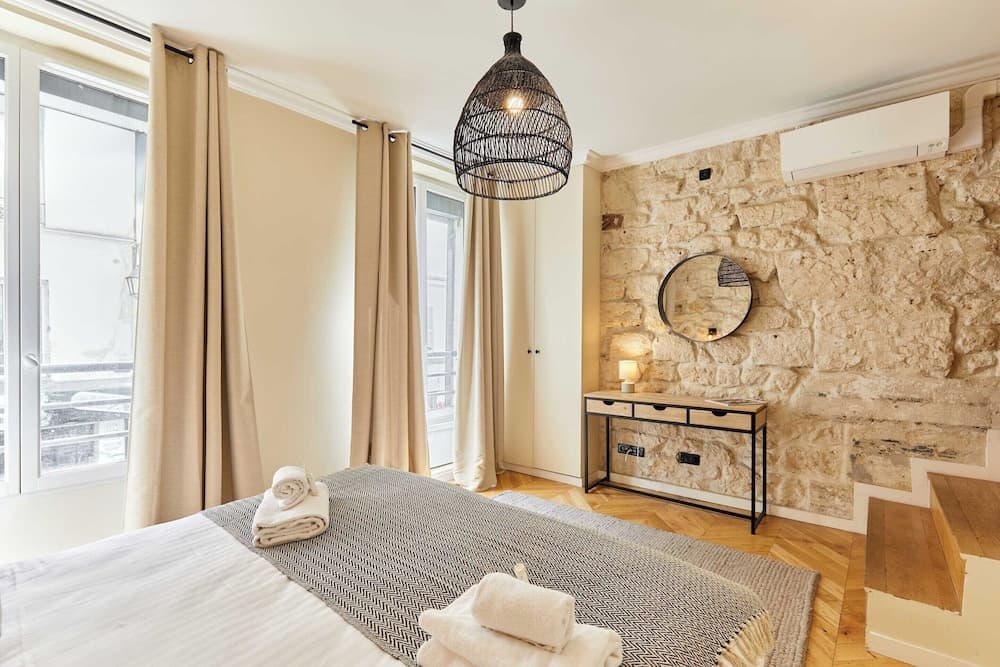 Amazing 3-bedroom Apartment - Center of Paris - photo 3