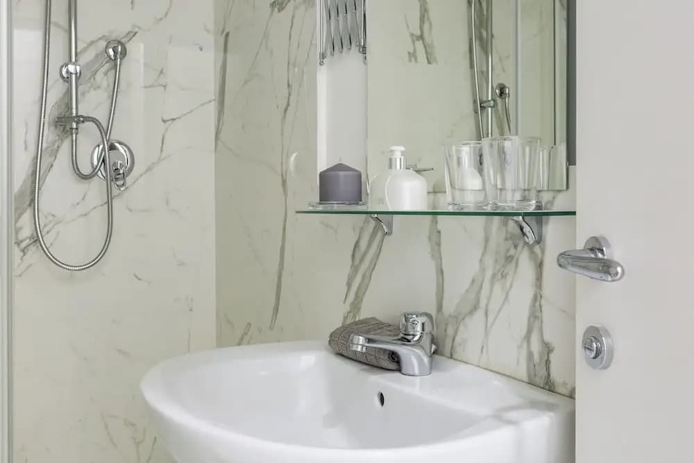 Little Aurelius Hotel - photo 14
