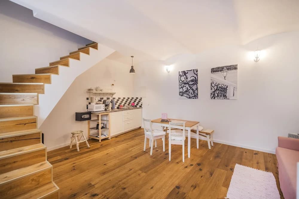 Vienna Vintage Apartment - photo 11